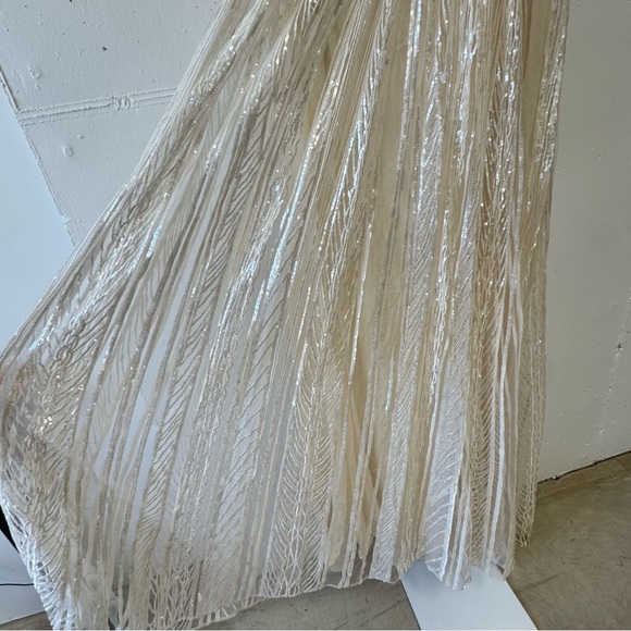 NWT Elie Saab Women's Sequined Tulle One-shoulder Gown In White Ivory FR 38 US 6 - Picture 9 of 14